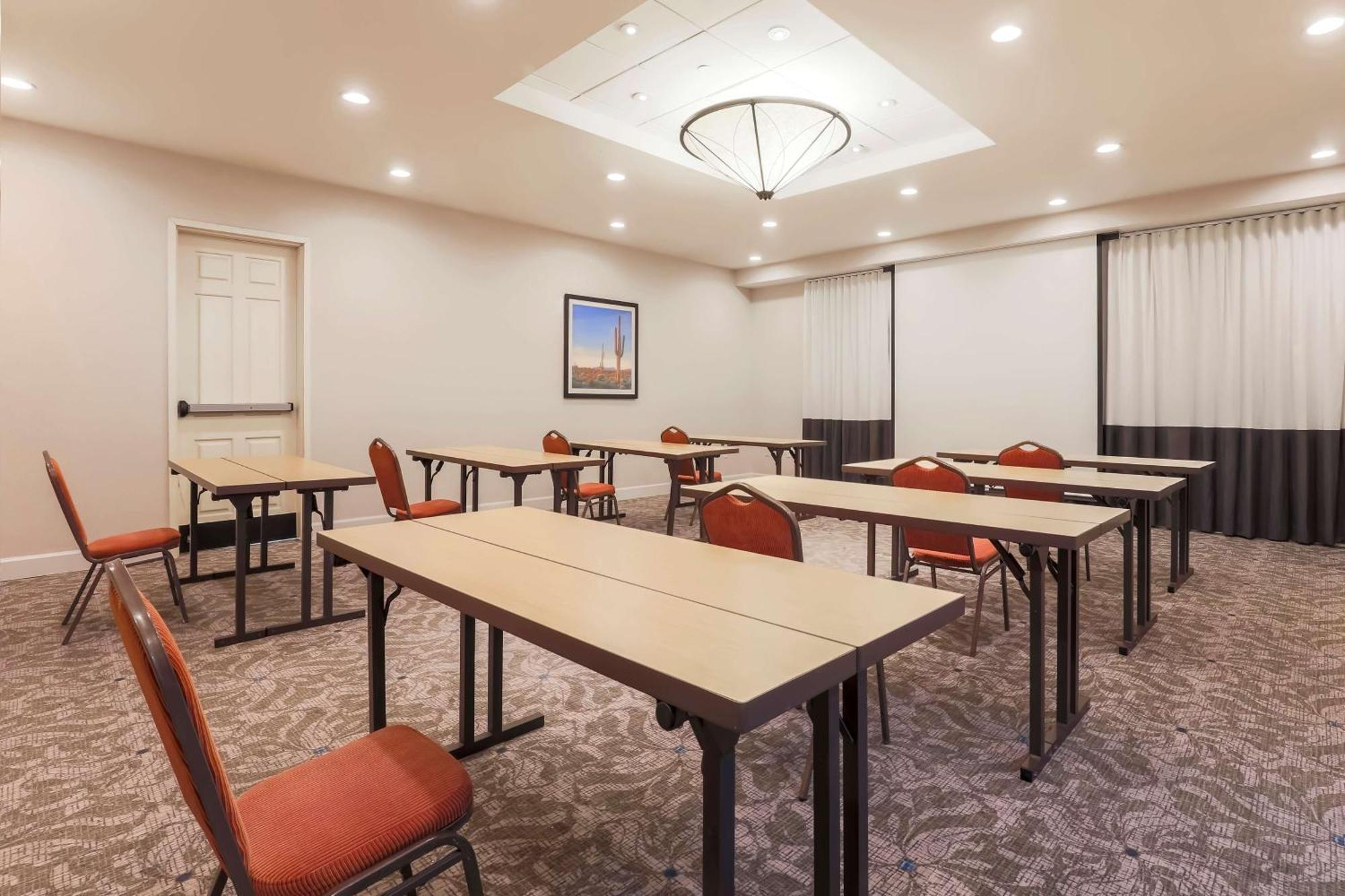 Hilton Garden Inn Рино Экстерьер фото