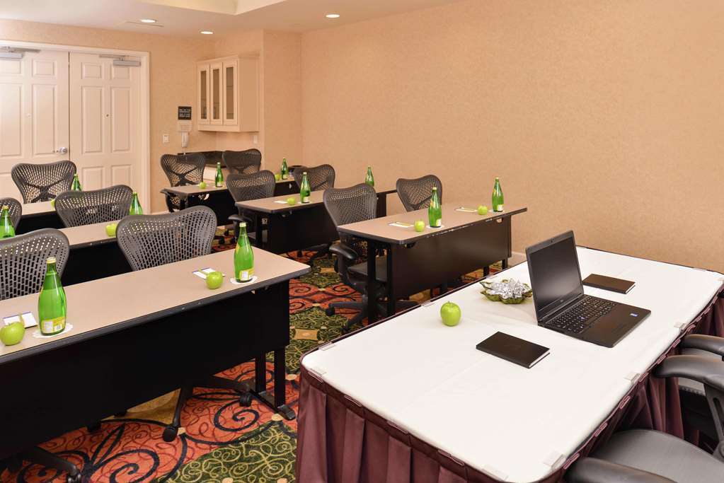 Hilton Garden Inn Рино Удобства фото